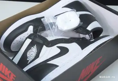 RETRO OG WHITE' 1 HIGH - JORDAN AIR 'BLACK 0616